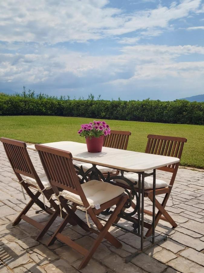 נפפקטוס Villa Marilena מראה חיצוני תמונה