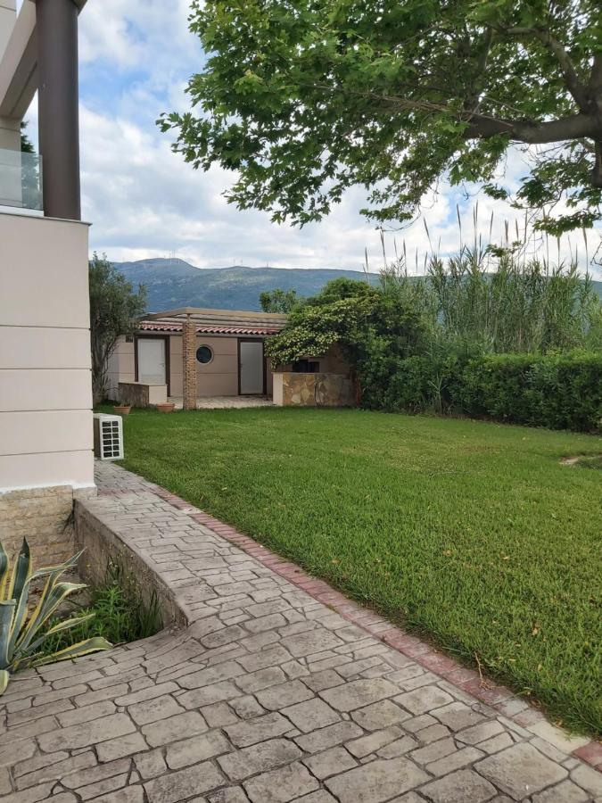 נפפקטוס Villa Marilena מראה חיצוני תמונה